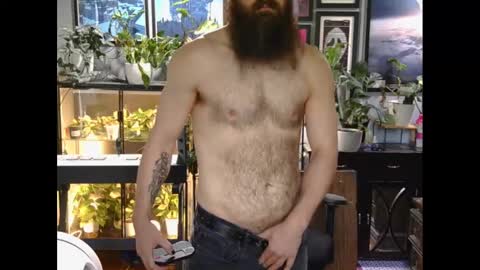 xiisil online show from September 2025 05:01:01 PM