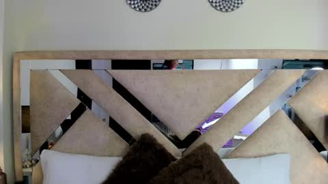 Xime  online show from February 2026 03:13:01 AM