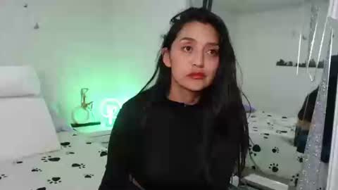 ximena suarez online show from February 2025 04:24:02 AM