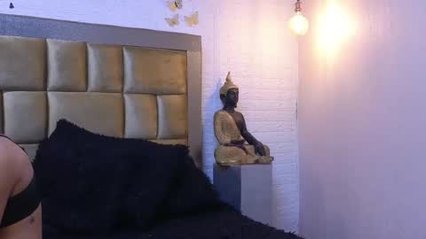 ximena online show from November 2025 09:15:01 PM