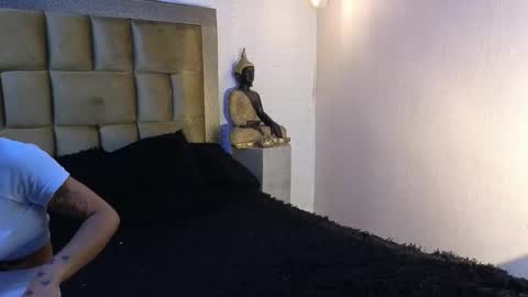 ximena online show from February 2026 04:02:01 PM