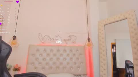 xiomara_cortes online show from January 2025 07:26:02 PM