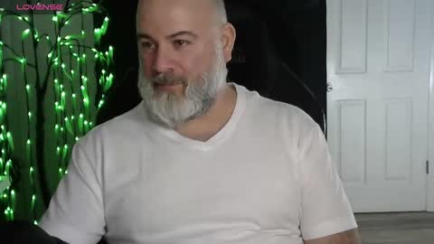 Snapshot of xjohnniex77 chatting on February 2026 03:04:02 AM MrSlowBurn77 online show from February 2026 03:04:02 AM