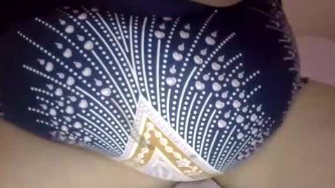 Snapshot of xjuicytits chatting on February 2026 03:24:02 AM xjuicytits online show from February 2026 03:24:02 AM