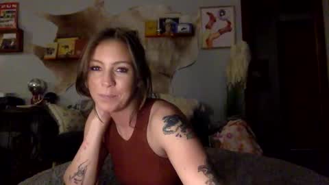 xLacyy online show from October 2025 02:45:01 AM