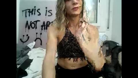 Snapshot of xlecram chatting on December 2024 07:32:02 PM Wendy online show from December 2024 07:32:02 PM