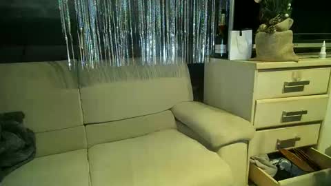 Snapshot of xlecram chatting on December 2024 12:57:02 PM Wendy online show from December 2024 12:57:02 PM