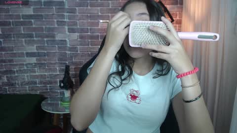 Snapshot of xlunna chatting on January 2025 04:08:01 PM lunna online show from January 2025 04:08:01 PM