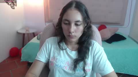 Snapshot of xlunna chatting on February 2025 08:38:02 PM lunna online show from February 2025 08:38:02 PM