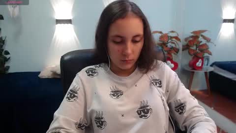 Snapshot of xlunna chatting on October 2025 02:29:01 PM lunna online show from October 2025 02:29:01 PM