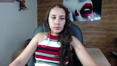 Snapshot of xlunna chatting on November 2025 03:21:01 PM lunna online show from November 2025 03:21:01 PM