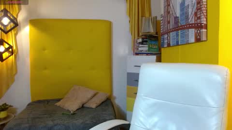 Snapshot of xlunna chatting on November 2025 07:54:01 PM lunna online show from November 2025 07:54:01 PM