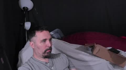 Snapshot of xmetalstudx chatting on April 2026 07:15:02 PM MetalstudMaster online show from April 2026 07:15:02 PM