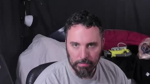 Snapshot of xmetalstudx chatting on May 2026 02:39:01 AM MetalstudMaster online show from May 2026 02:39:01 AM