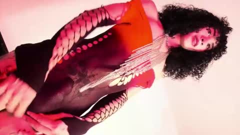 xmistresspervet online show from November 2025 08:41:02 PM