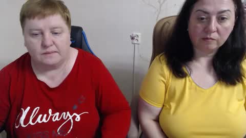 Snapshot of xmollyjanex chatting on April 2026 08:17:01 PM XMollyJaneX online show from April 2026 08:17:01 PM