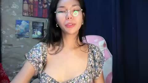 Snapshot of xmonica_cummerx chatting on June 2026 09:11:02 AM Sweet Monica online show from June 2026 09:11:02 AM