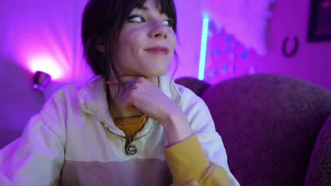 Bella Bondai online show from January 2025 06:43:02 AM