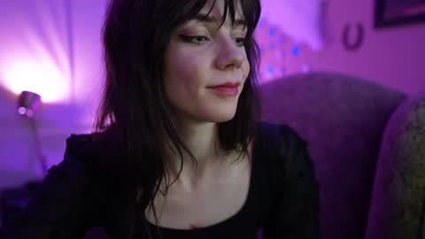 Bella Bondai online show from February 2025 03:17:02 PM