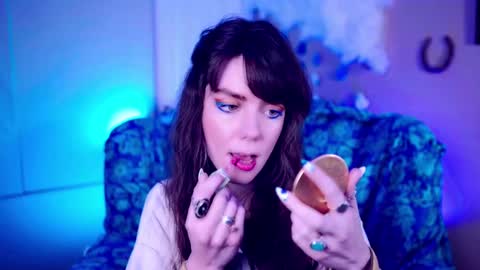 Bella Bondai online show from October 2025 09:06:02 AM