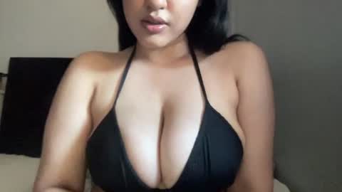 Snapshot of xoliya chatting on May 2026 04:03:01 PM xoliya online show from May 2026 04:03:01 PM