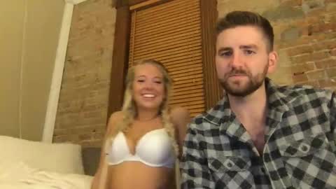 xoprincesspeachxo online show from October 2025 11:48:01 PM