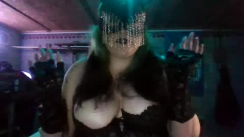 xovelvetsage online show from June 2026 11:48:01 PM