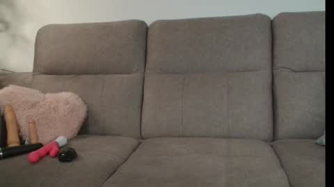 Snapshot of xoxo_cherry1 chatting on October 2025 04:55:01 AM Cherry online show from October 2025 04:55:01 AM