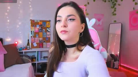 Snapshot of xoxolunaria chatting on November 2025 03:16:02 AM lunaria online show from November 2025 03:16:02 AM