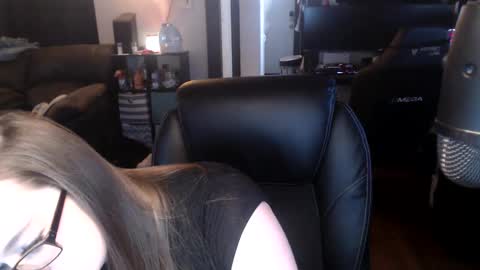 xqueenkendrax online show from February 2025 10:25:02 PM