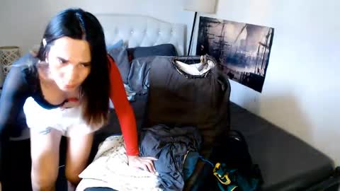 Snapshot of xqueenyasiandomcumx chatting on June 2026 01:28:02 AM address me as QUEEN NINA A Little Bit of ANGELIC FACE with a Wild Demonic Side online show from June 2026 01:28:02 AM