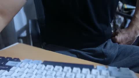 xrokettt online show from April 2026 08:50:01 PM