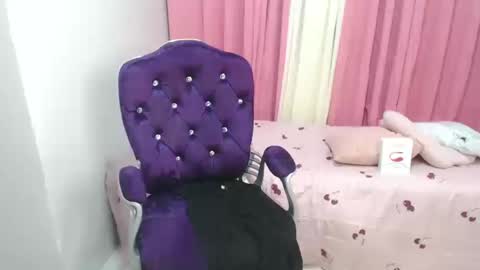 Snapshot of xsexyninedollx chatting on September 2025 03:21:01 AM Cleo de nile online show from September 2025 03:21:01 AM