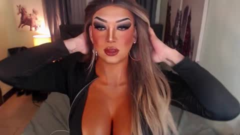 Cattaleya online show from March 2025 02:32:01 AM