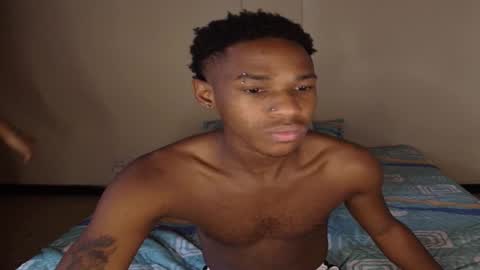 Snapshot of xshipyreturn chatting on February 2025 10:18:01 PM SHIPYBLUNT AND ALESSA INDEPENDENT MODEL online show from February 2025 10:18:01 PM