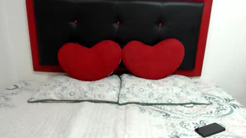 xshopyx online show from December 2024 01:25:01 AM