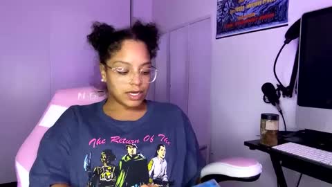 xStarGazingx online show from September 2025 10:45:02 PM