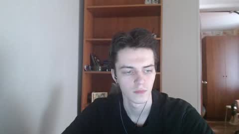 traqqq online show from November 2025 09:10:01 AM