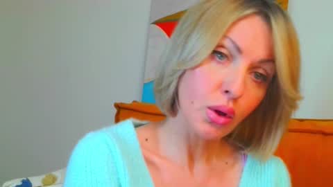 xvaleriax0 online show from February 2026 06:37:01 PM