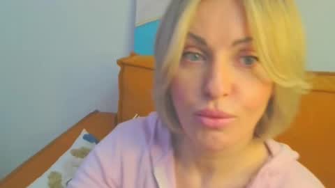 xvaleriax0 online show from February 2026 04:58:02 PM