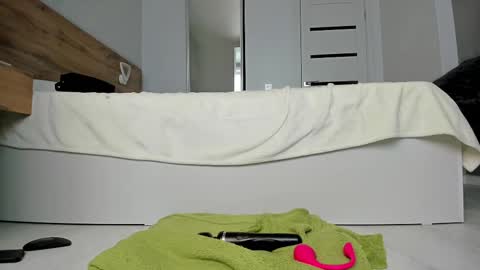 LagerthaLove online show from February 2025 07:00:01 AM