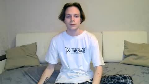 xWannalove online show from November 2025 07:27:01 PM