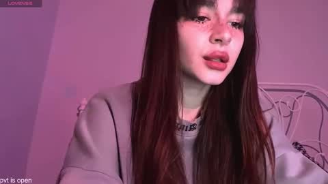 Lily online show from December 2025 04:32:01 AM