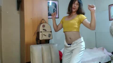 xxbetyxx online show from November 2025 05:13:01 PM