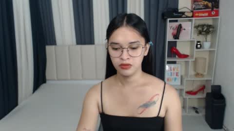 CHLOES ROOM online show from September 2025 05:41:02 AM