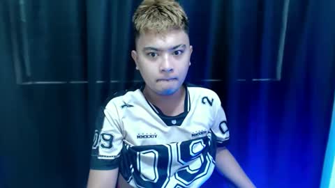 Loyd online show from November 2025 05:45:02 AM