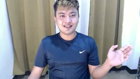 Loyd online show from December 2025 09:03:01 AM