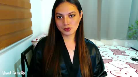 Snapshot of xxjulielovesyouxx chatting on June 2026 12:13:02 PM July online show from June 2026 12:13:02 PM