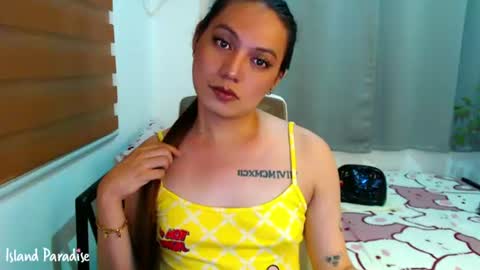 Snapshot of xxjulielovesyouxx chatting on July 2026 04:33:02 PM July online show from July 2026 04:33:02 PM