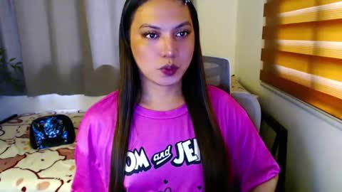 Snapshot of xxjulielovesyouxx chatting on July 2026 02:53:02 AM July online show from July 2026 02:53:02 AM